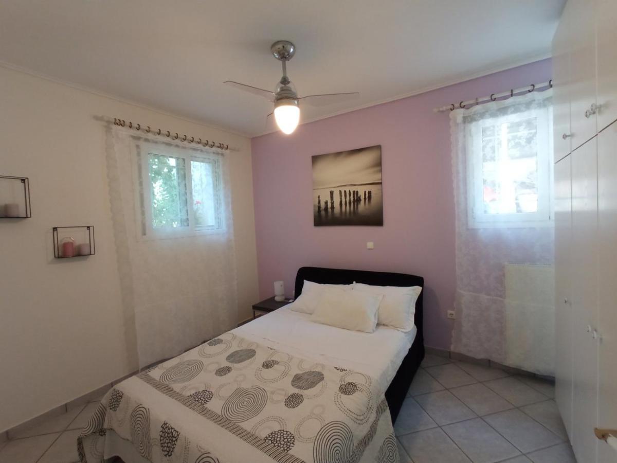 Flat With Garden Near Sea, Port And Airport Leilighet Artémida Rom bilde