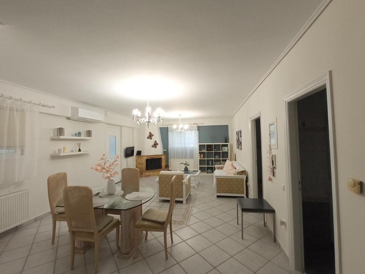 Flat With Garden Near Sea, Port And Airport Leilighet Artémida Eksteriør bilde
